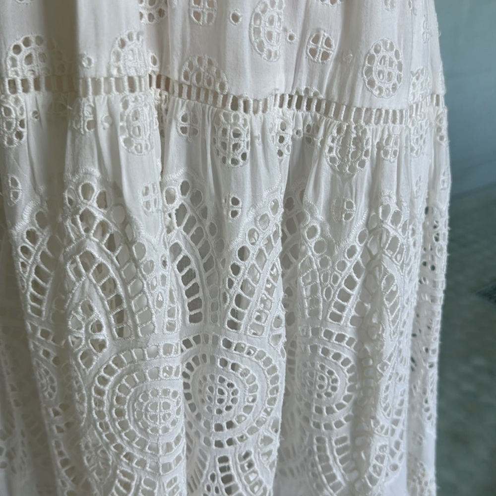 Ulla Johnson Gianna eyelet midi dress with tie waist. Excellent condition. Sz 4 - Picture 13 of 14